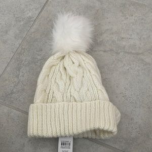 LOFT, cream white beanie